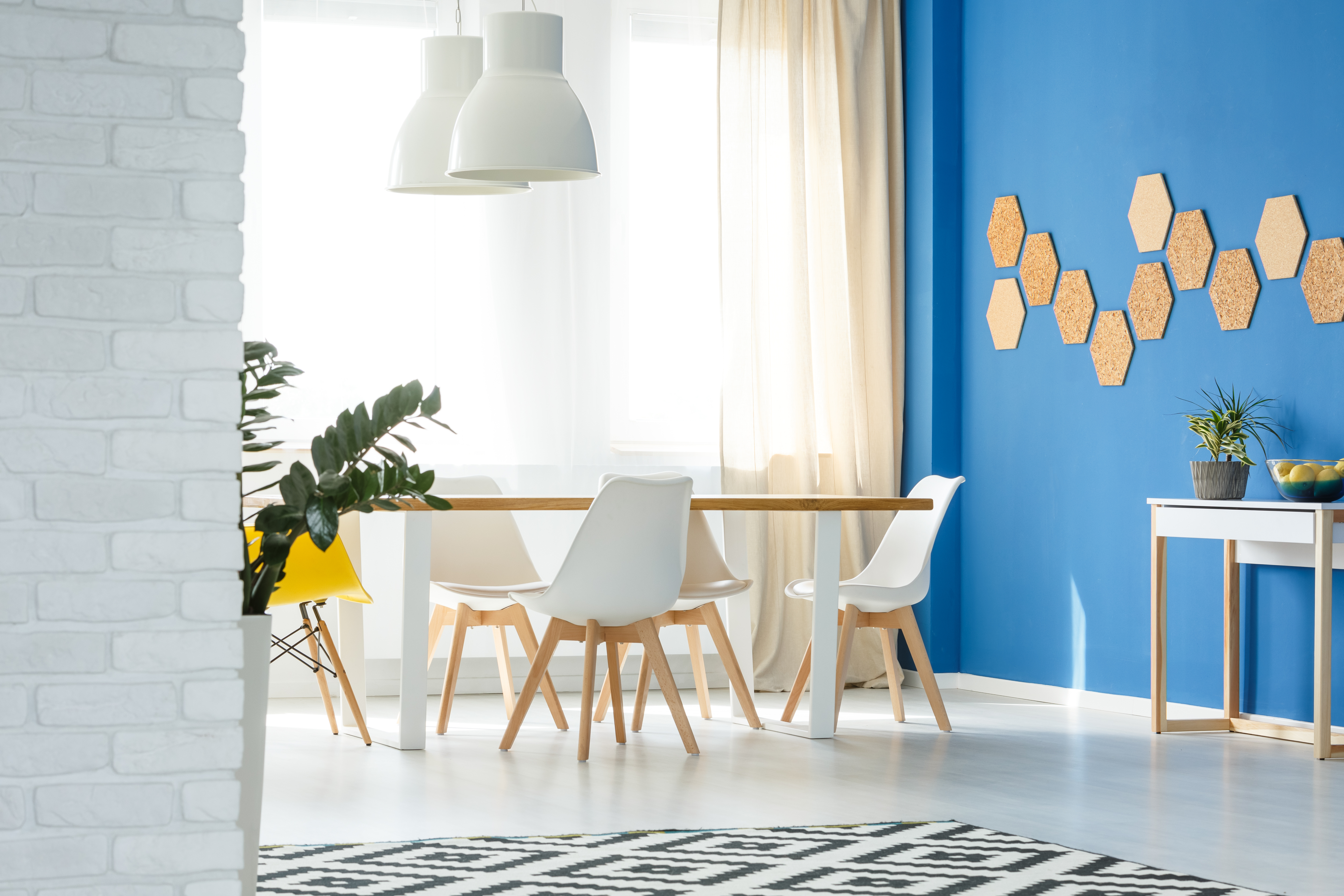 Top 5 Home Trends to Attract Buyers in Summer 2025 Real Estate Market Blog Image Banner