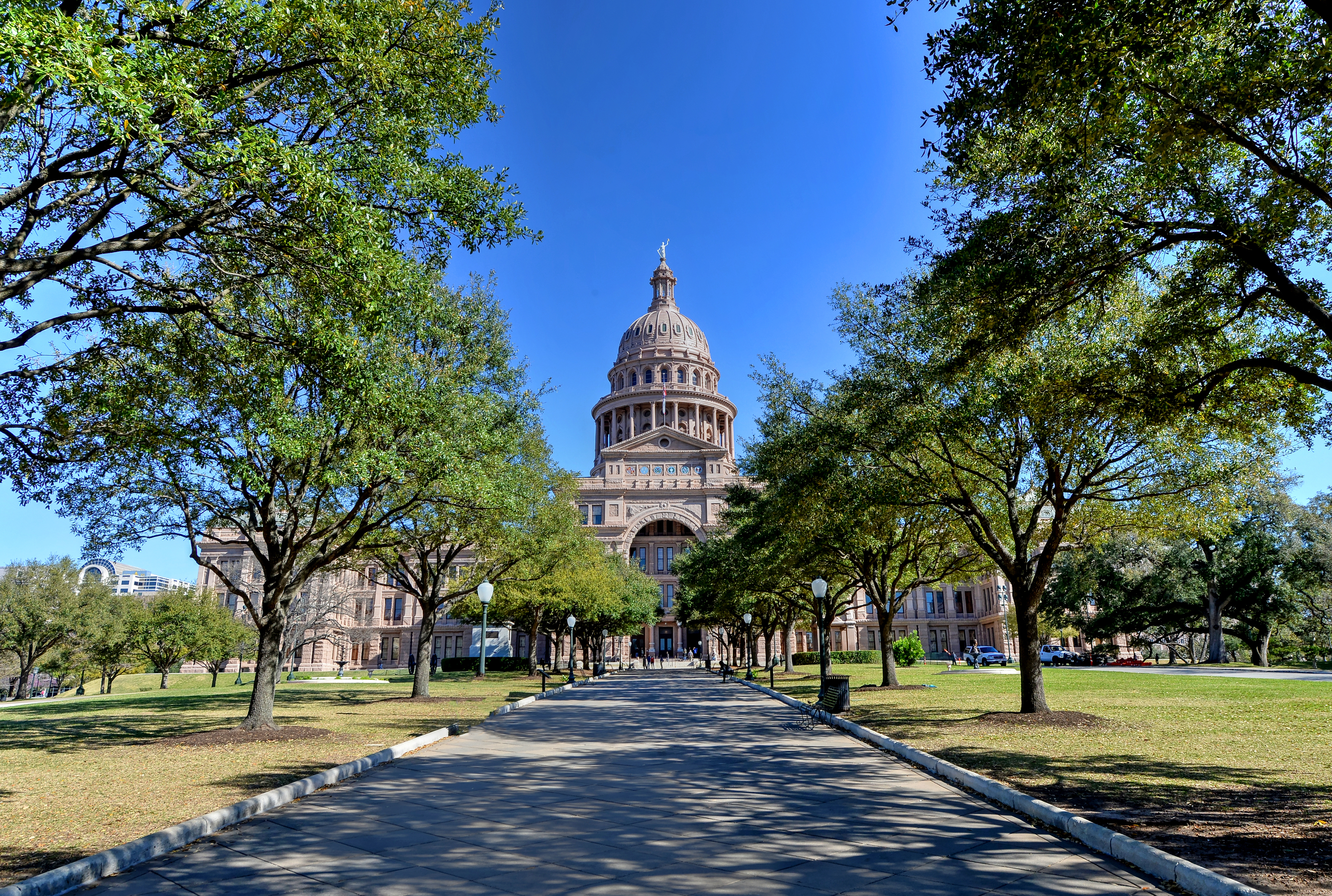 Discover Austin Living: Diverse Housing, Vibrant Culture, and Thriving Community Awaits Blog Image Banner
